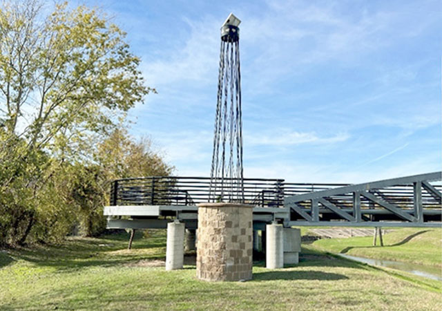 Trail Connector - Existing Ped Bridge west of I 45 - 640x450